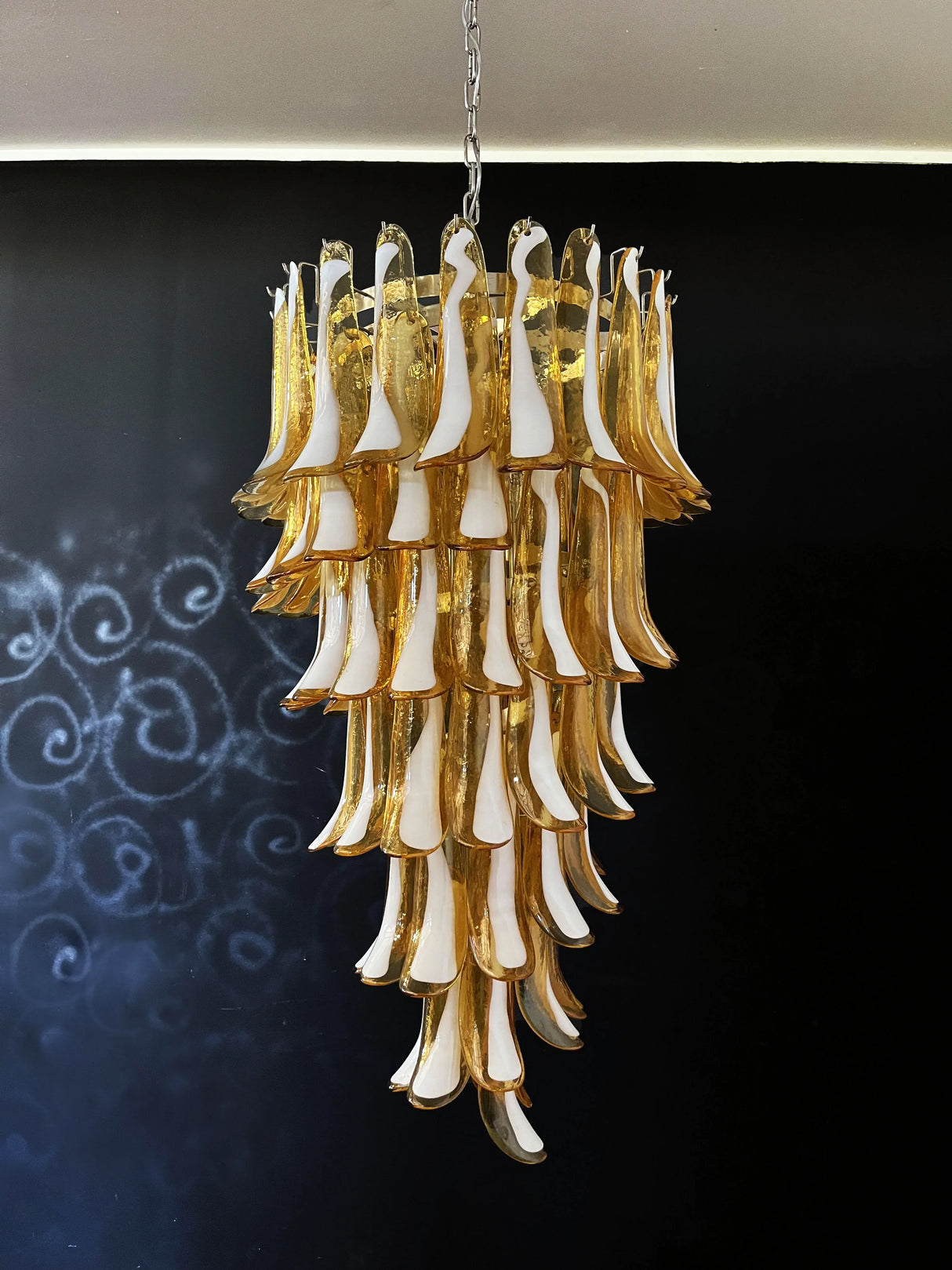 Beautiful Murano Amber Petals Spiral Chandelier 25.2"