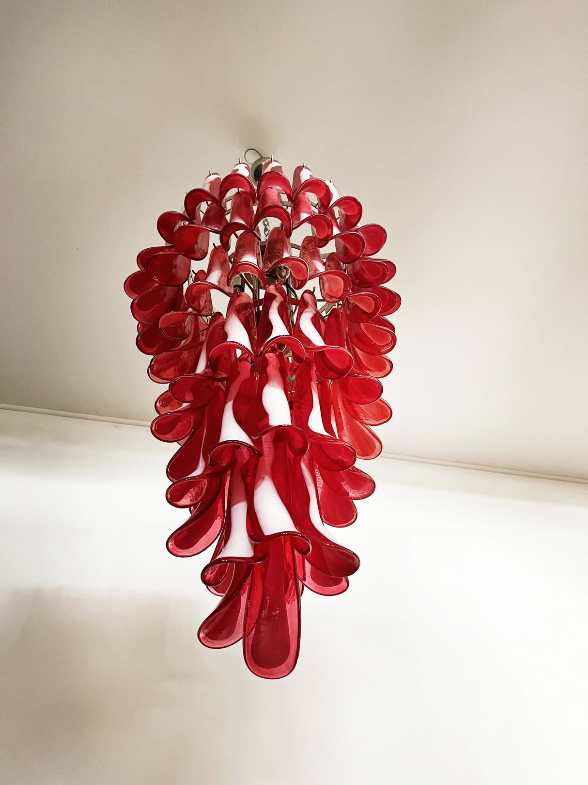 Beautiful Murano Red Petals Spiral Chandelier 25"