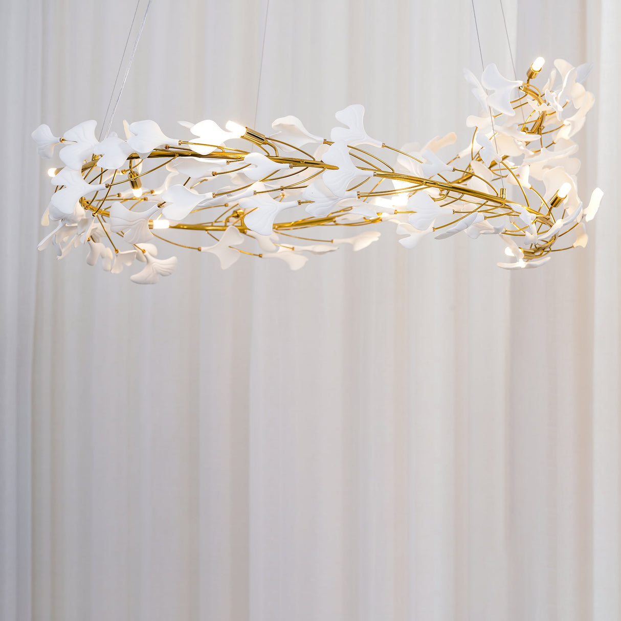 Gingko Chandelier U USE White and Gold