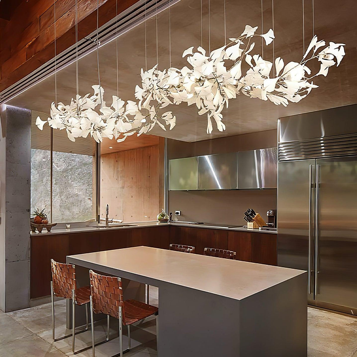 Gingko Chandelier K USE White and Gold