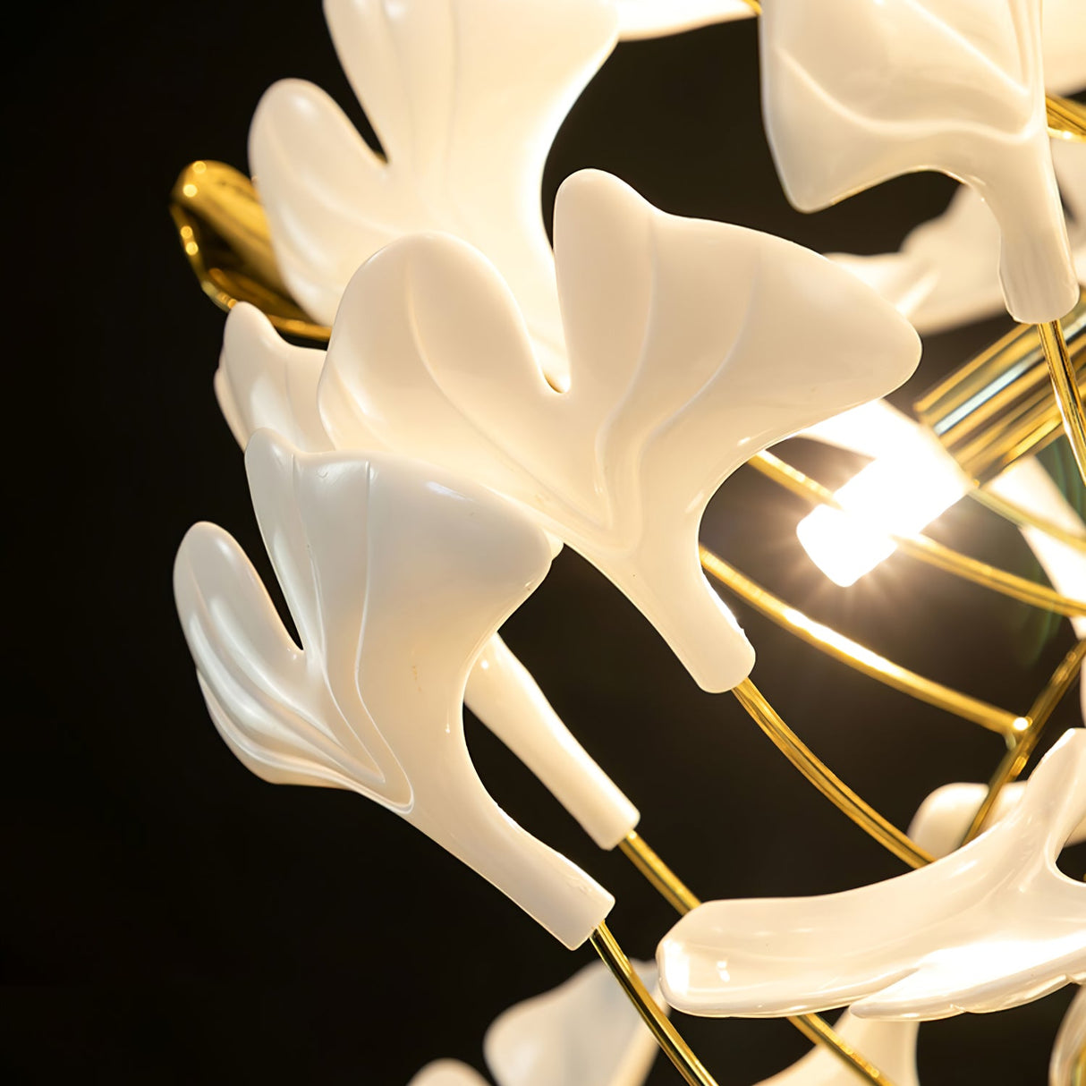 Gingko Ovl Chandelier