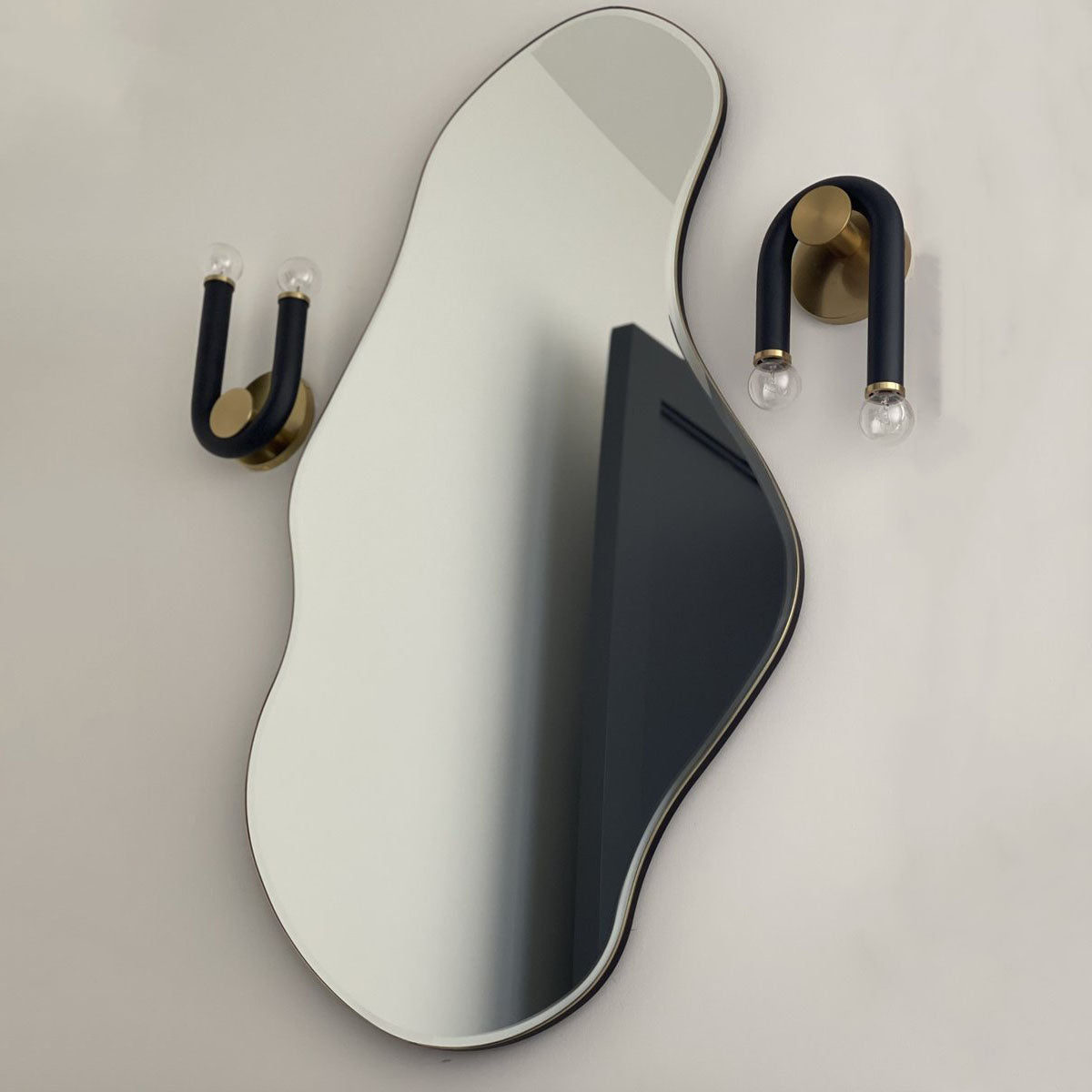 Whit Asymmetric U-shape Wall Sconce